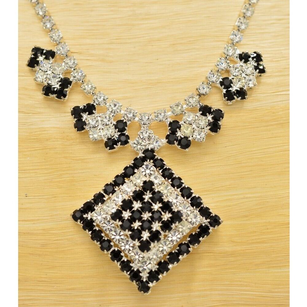 Vintage Crystal Collar Necklace Rhinestone Black White Shiny Prong NOS 1980s 9A